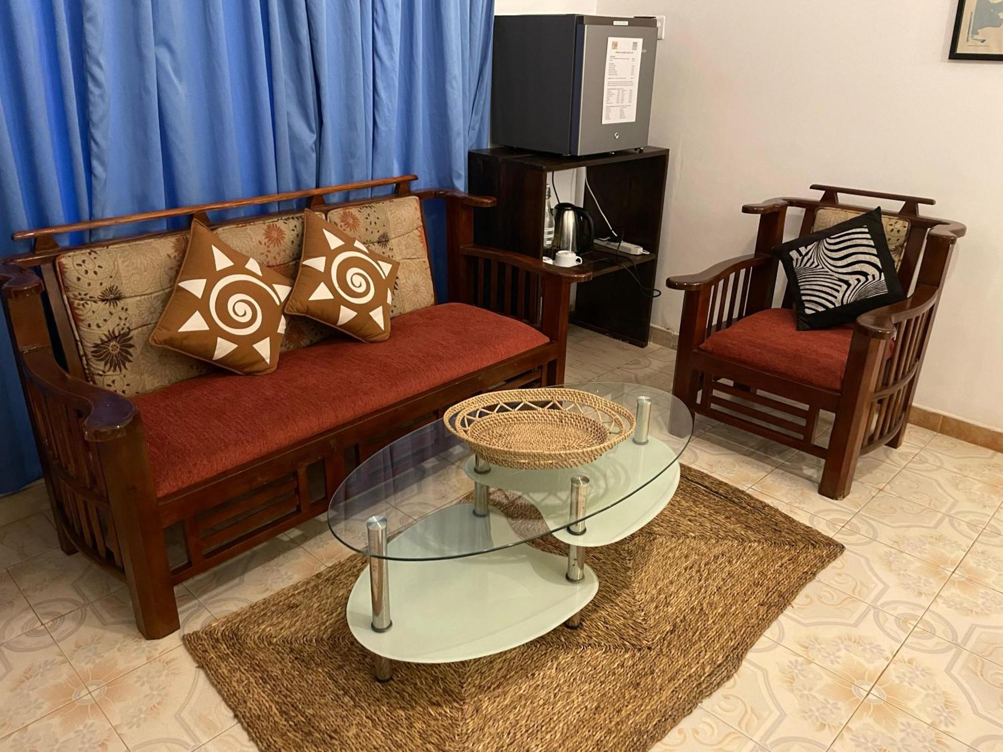 Hotel Kenno'S Korner Weligama Esterno foto