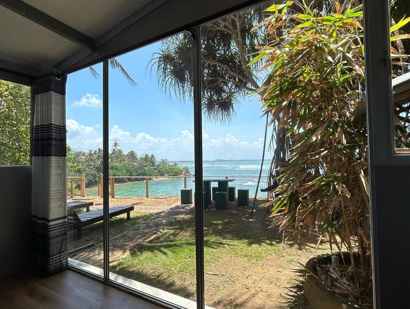Hotel Kenno'S Korner Weligama Esterno foto