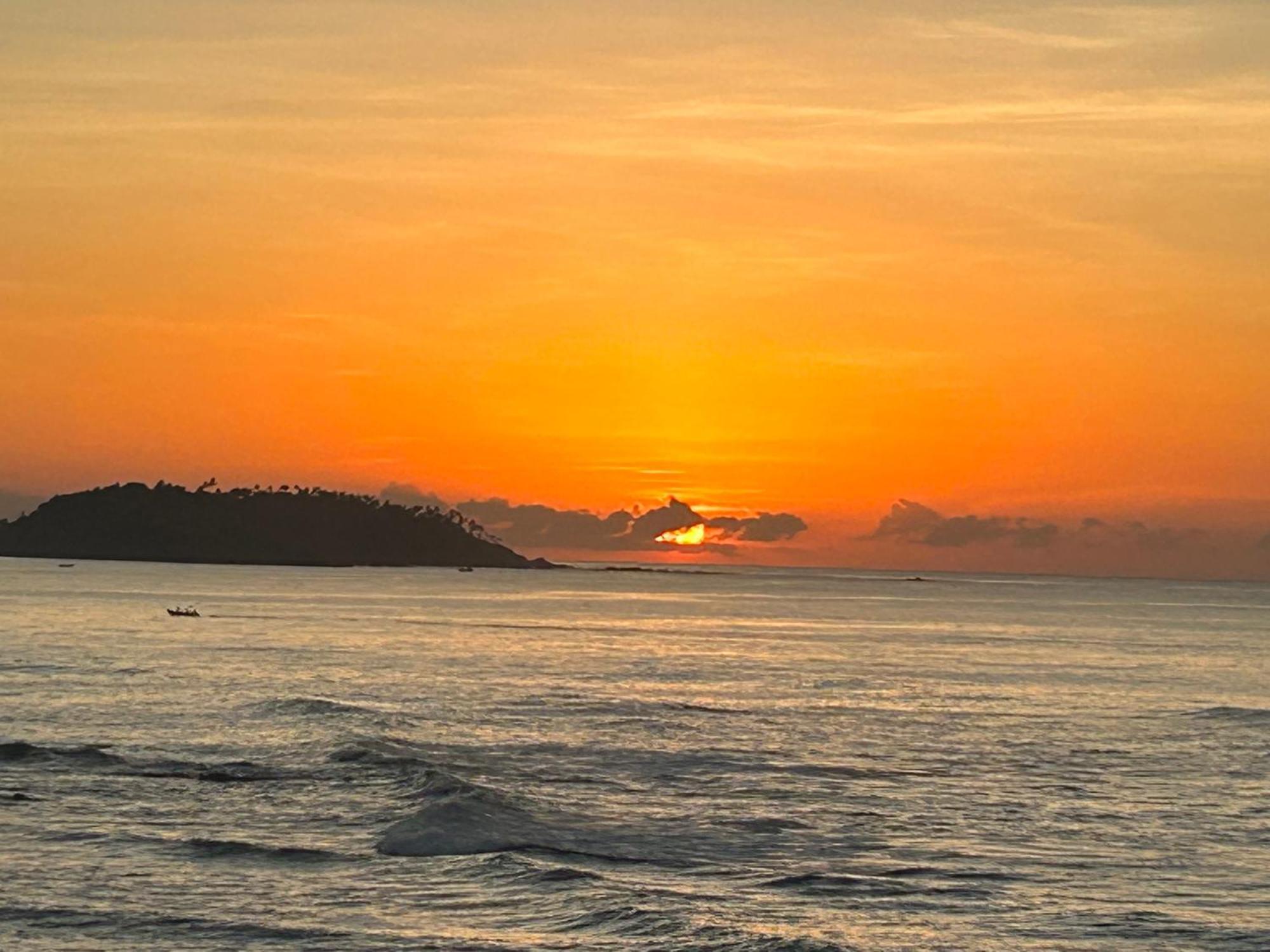 Hotel Kenno'S Korner Weligama Esterno foto