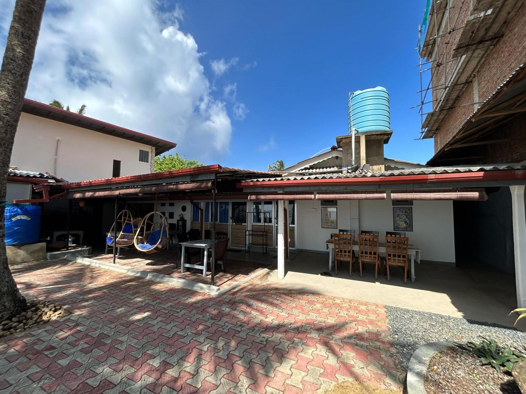 Hotel Kenno'S Korner Weligama Esterno foto